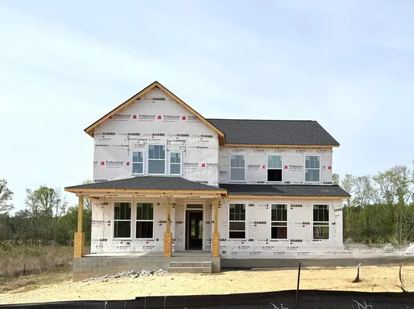 372 Sweetfern Ln, Zebulon, NC 27597