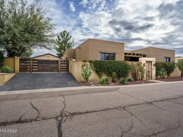 3042 E Placita Santa Lucia, Tucson, AZ 85716