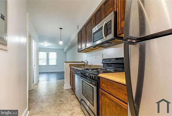 1 bed, 800 sqft, $2,000 — Photo 2