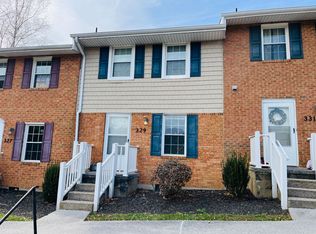 329 New Kent Rd, Blacksburg, VA 24060