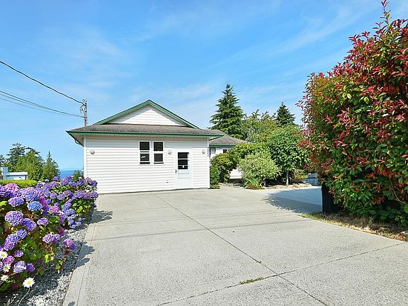 5th image of 4871 Blueberry Pl