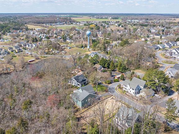 2nd image of 214 Ridge Rd