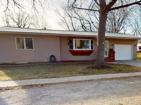 205 14th St S, Northwood, IA 50459