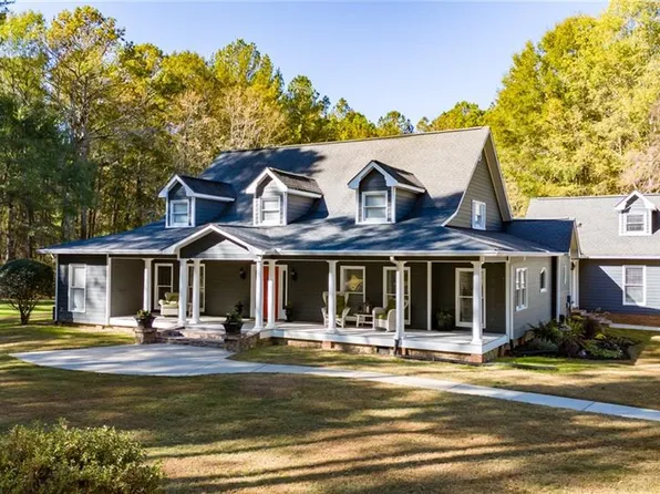 1046 Hunts Gin Rd NE, Calhoun, GA 30701