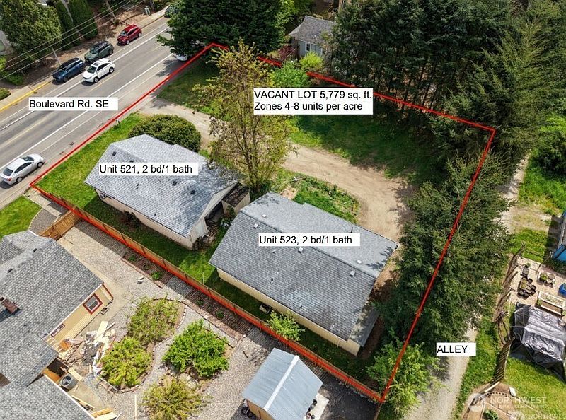 2nd image of 521 & 523 Boulevard Road SE