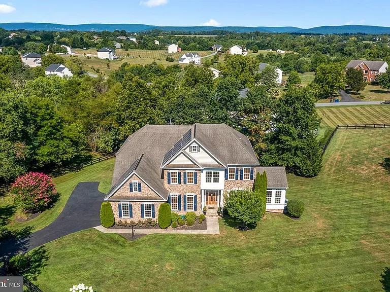 17205 Dewpoint Pl — Photo 49
