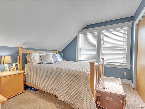 4th image of 278 Buffalo St