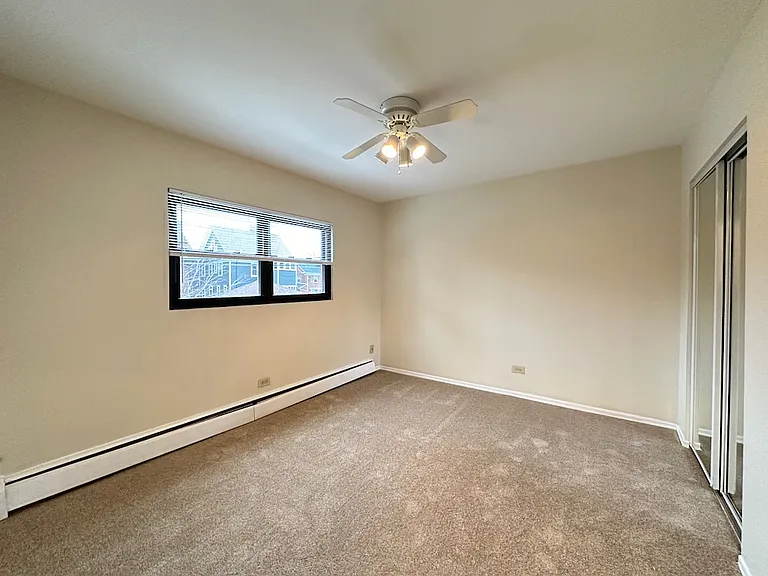 1644 W Sherwin Ave #C3 — Photo 12