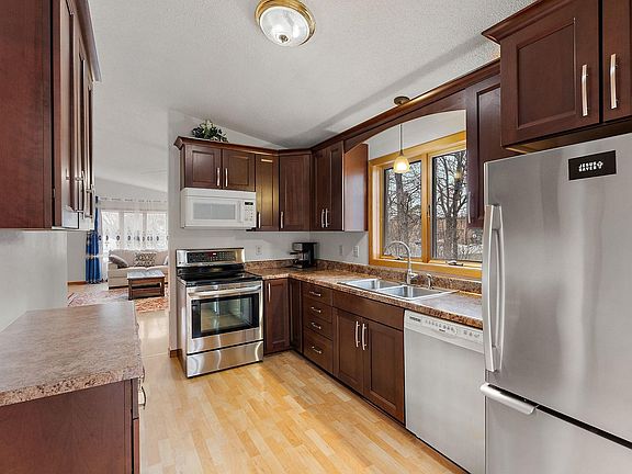 4th image of 1786 English St