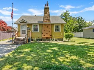 3310 N Hutchinson Rd, Spokane, WA 99212