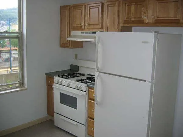 2050 Palmer St — Photo 2