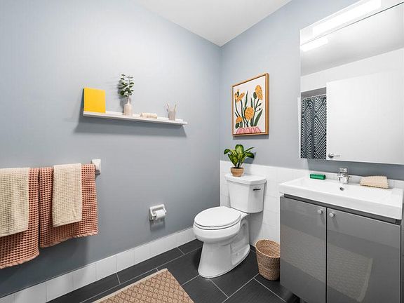 4th image of 599 Pavonia Ave #1009-1
