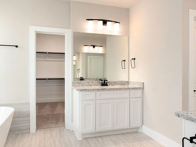 1817 Hidden Creek Dr — Photo 21