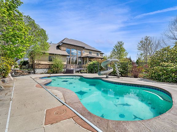 4th image of 12513 N Timberline Dr W