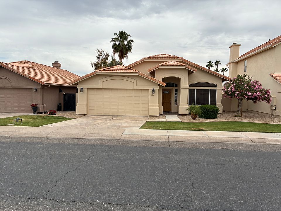 1st image of 3165 S Laguna Dr