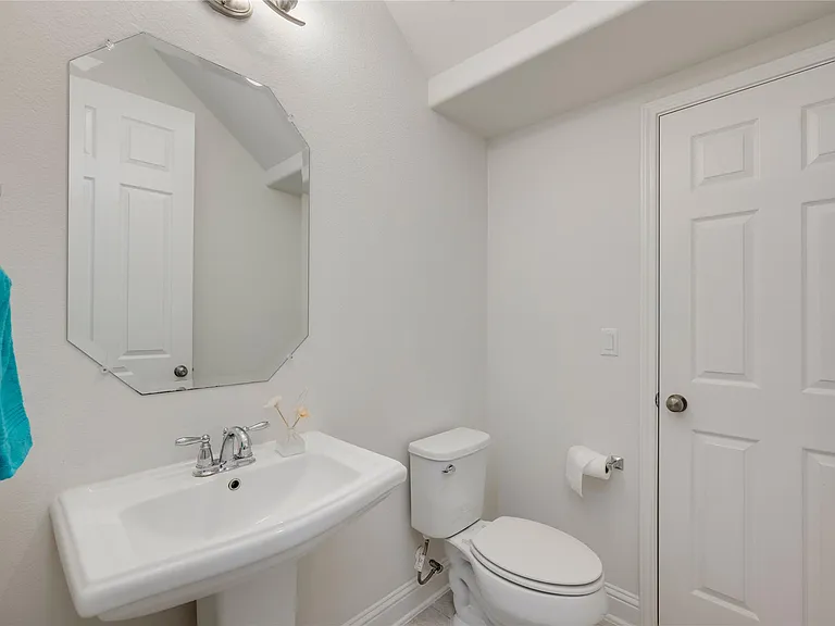 7107 Calpe Dr — Photo 20