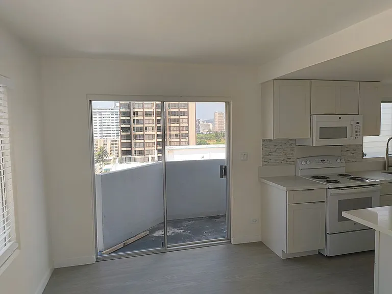 320 Ohua Ave #1301 — Photo 2