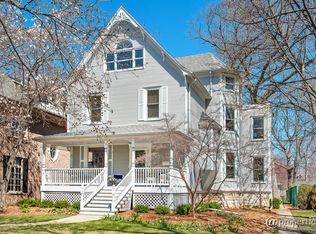 1044 Forest Ave, Wilmette, IL