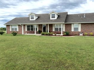 200 E Lakeview Dr, Tecumseh, OK 74873