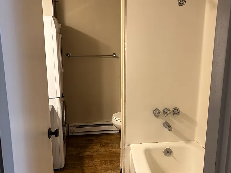 5017 Sand Point Pl NE — Photo 16