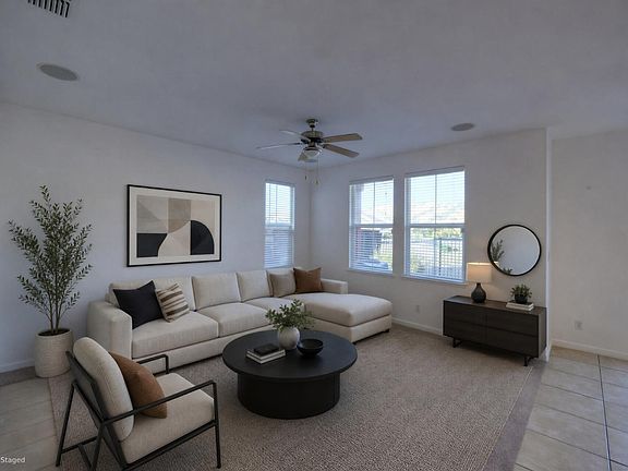 3rd image of 9387 Vintner Cir