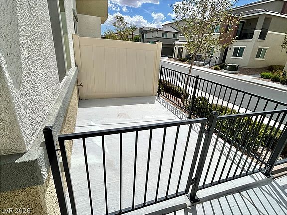 5th image of 12186 Azure Gate Rd #1