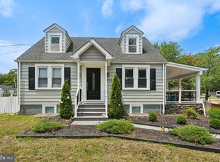 110 S Bridgeboro St, Delran, NJ 08075