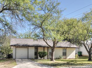 12422 Trailing Oaks St, Live Oak, TX 78233