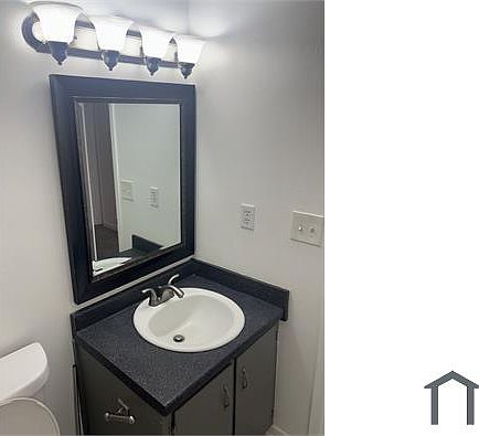 3rd image of 220 Ann Cir Unit 4