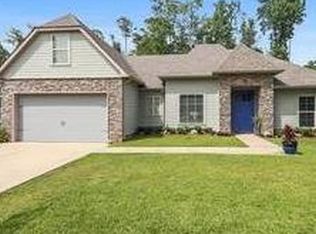 975 Montgomery St, Mandeville, LA 70448