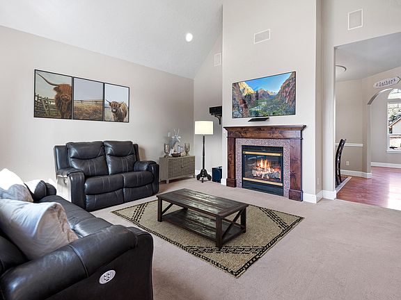5th image of 61142 Hilmer Creek Dr