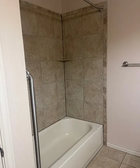 1708 Rockview Dr — Photo 20