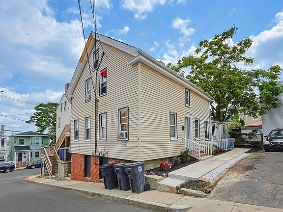 2nd image of 6-8 Howell Ct