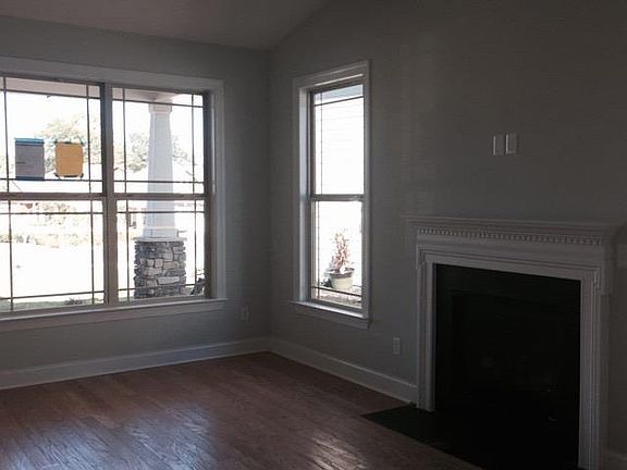 4th image of 203 Henrydale Dr Lot 2