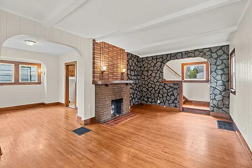 Beautifully Remodeled 3BR Home! Updated Kitchen and Bath, Hardwoods, Basement, Large Fenced Yard ... — Photo 2