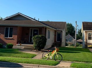 425 W 4th St APT B, Spring Valley, IL 61362