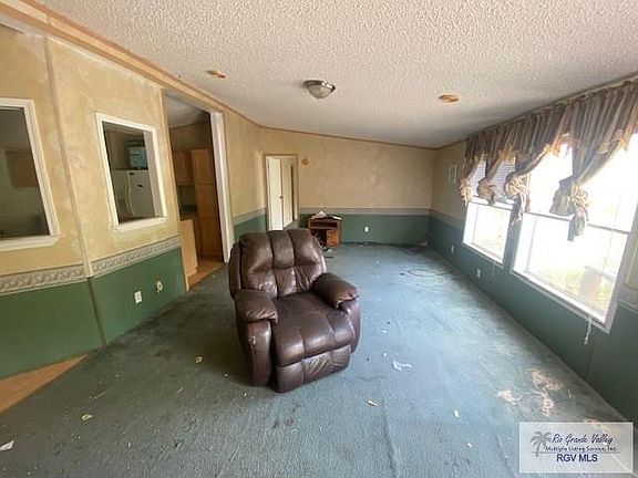 4th image of 15691 Odom Ln