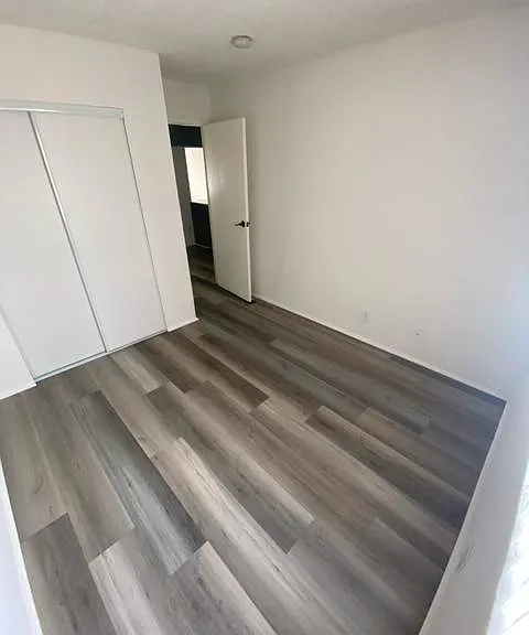 2734 James M Wood Blvd — Photo 7