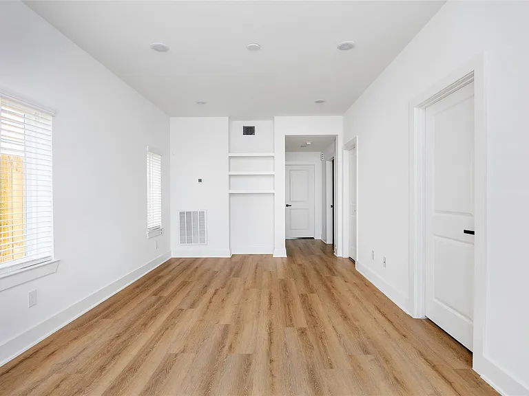 934 S Lane St #A — Photo 12