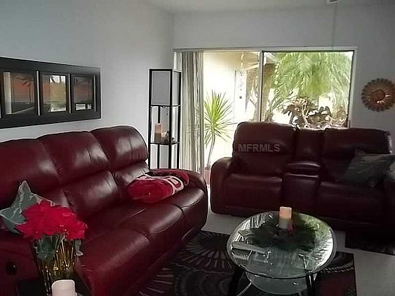 4th image of 1619 Whithorn Pl APT A