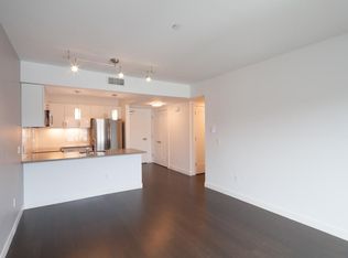 16 Cross St APT 203, New Canaan, CT 06840