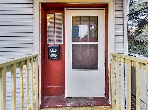 3rd image of 5318 N Bowmanville Ave
