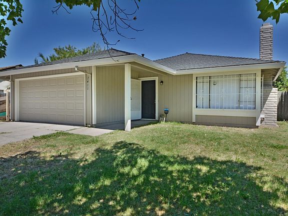 2nd image of 2411 Arden Ln