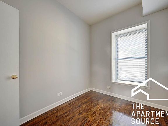 5th image of 1311 W Leland Ave #1E