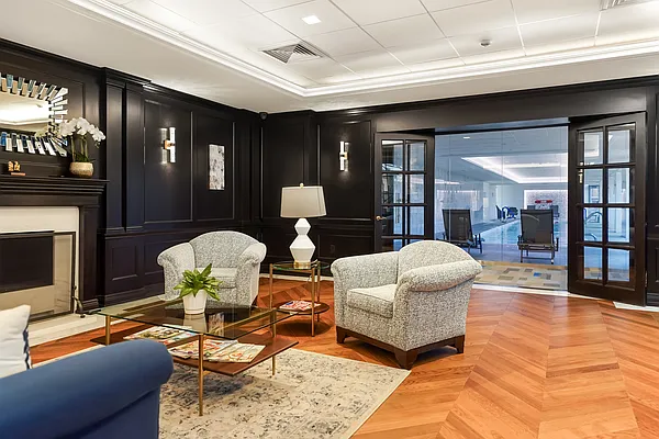 Sold by Daniel Saat, LREB | media 46