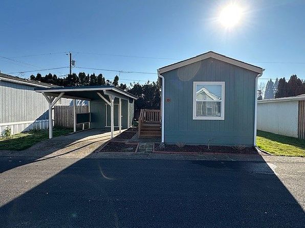 4882 Lancaster Dr NE UNIT 70