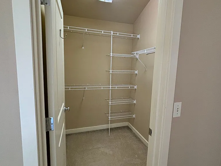 2145 NE 50th Way — Photo 15