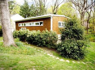 220 Gulph Creek Rd, Wayne, PA 19087