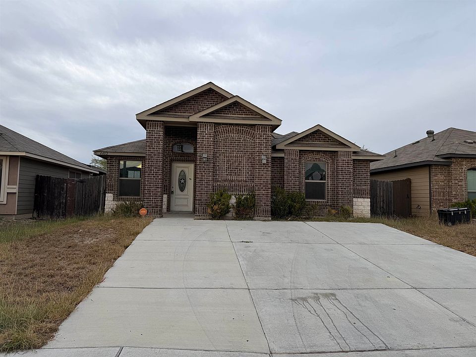 1st image of 4402 Peacock St