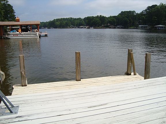 4th image of 896 Timber Creek Dr